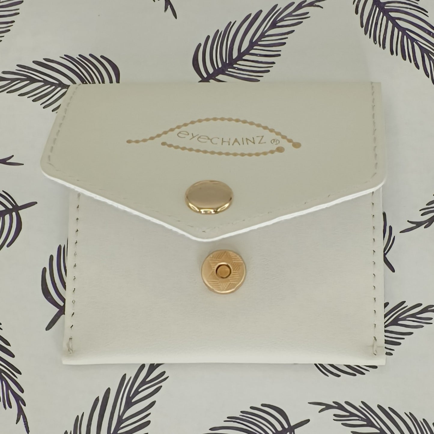 Eyechainz Branded Pouch, open.